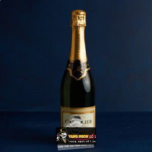Rượu vang nổ Chevalier Blanc De Blancs Brut uống ngon bn1